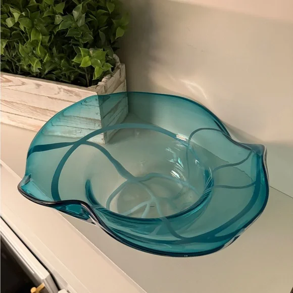 Handblown Aqua Blue Sombrero Freeform Abstract Art Glass Decorative Bowl